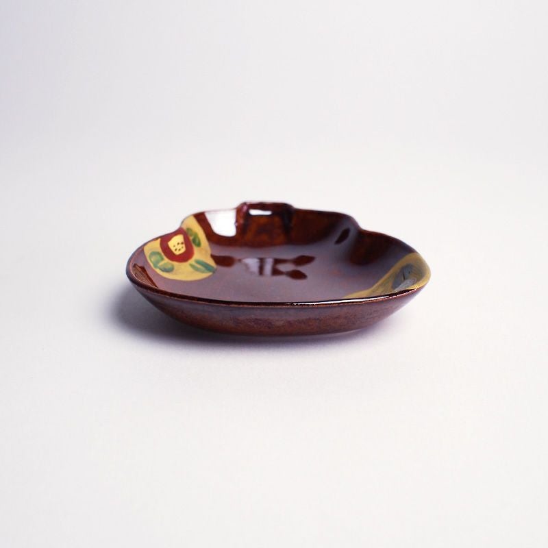 食卓にアクセントとなる器です