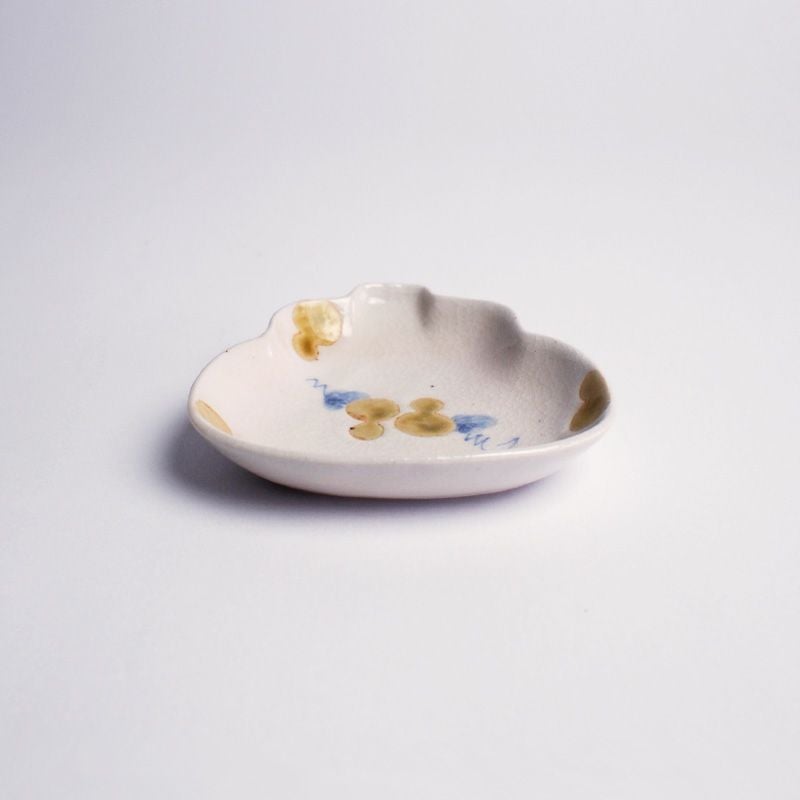 食卓にアクセントとなる器です