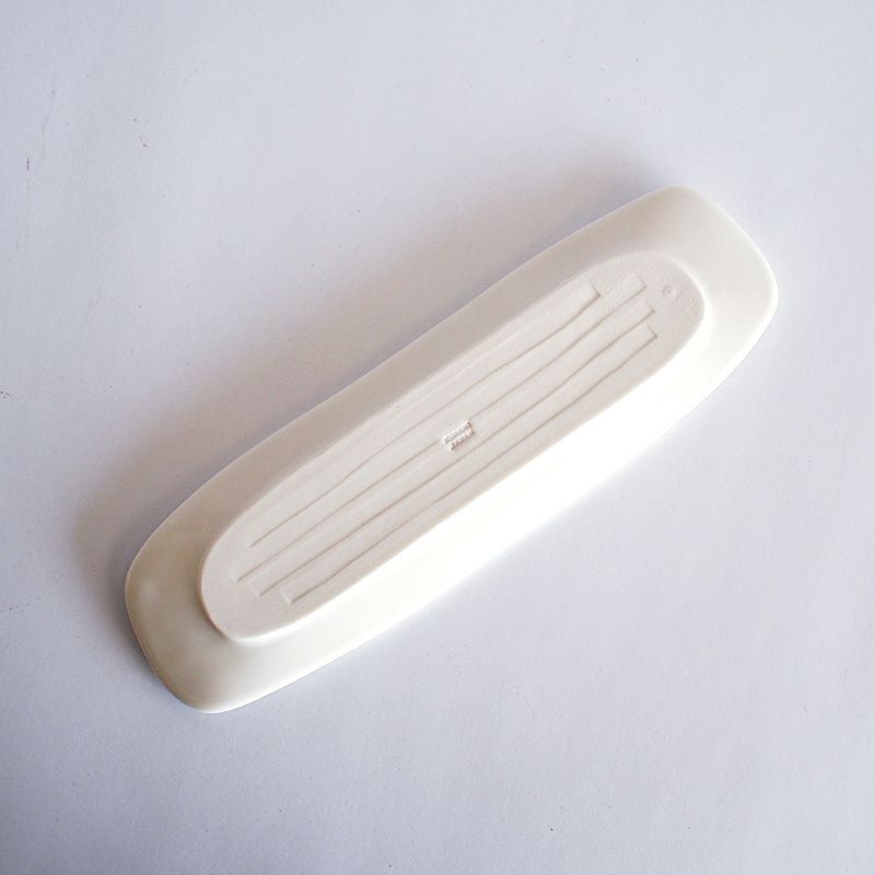 裏面は素焼きになっています