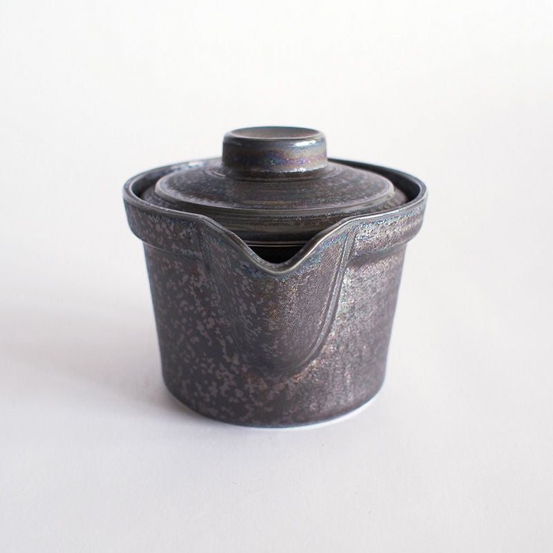 シンプルで使いやすい形状です