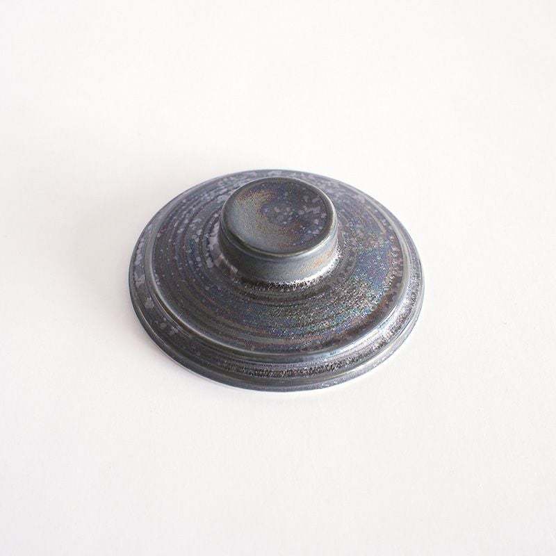 摘まみやすい蓋の取っ手