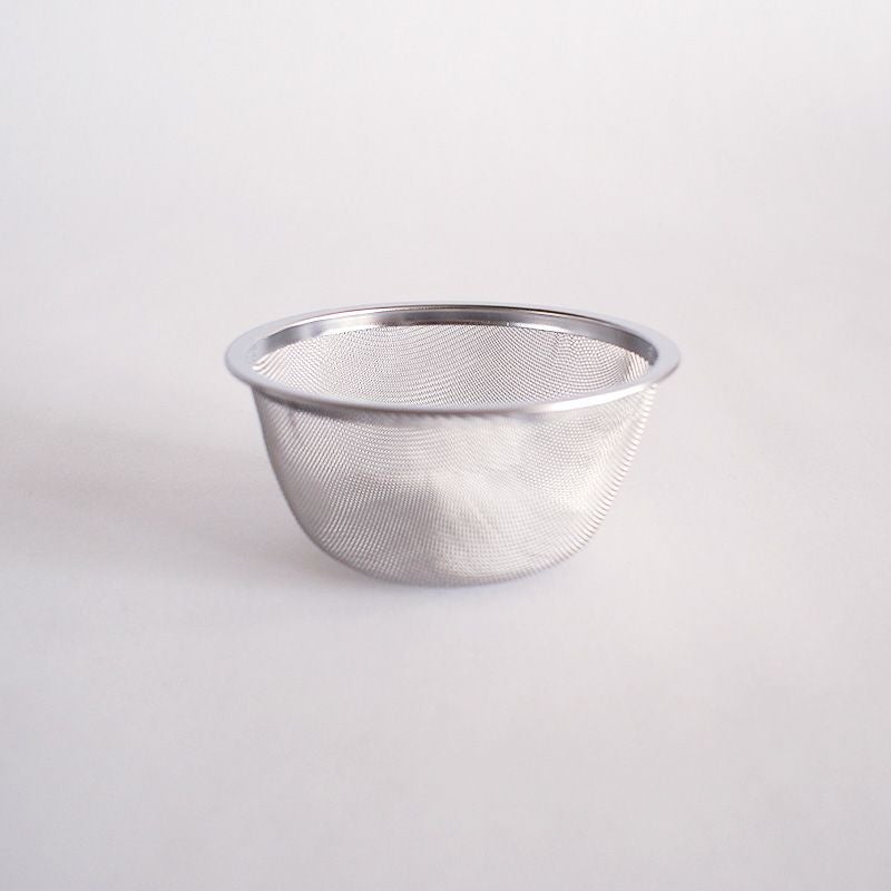 ステンレス製の茶こしです