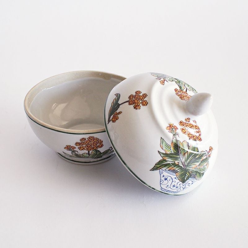 エスニックなコーディネートにも似合う器です