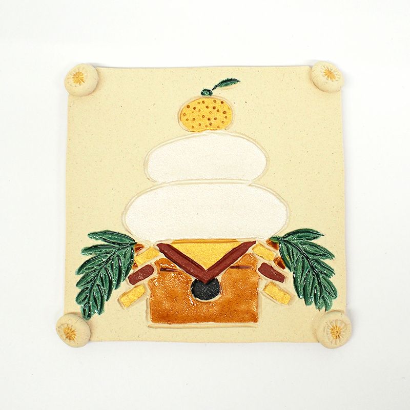 アトリエ織部の手作り、手描きの陶板です