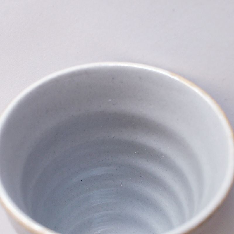 凹凸のある波模様