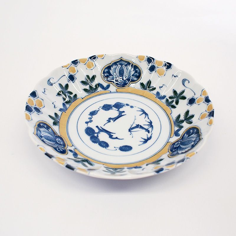 縁起のよい亀甲松紋