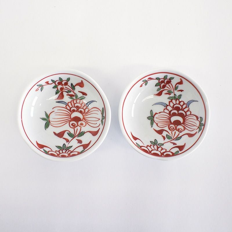 片口と同じ絵柄の盃です