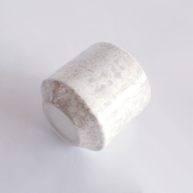 シンプルなフォルムはどんな飲み物にも合います