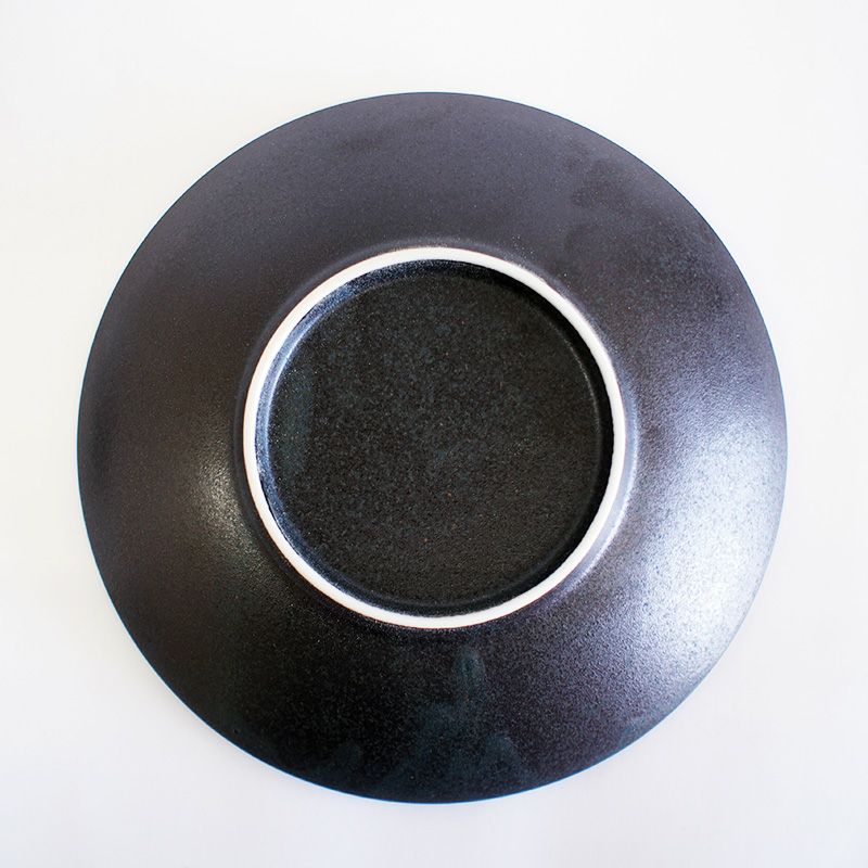 安定感のある形状です