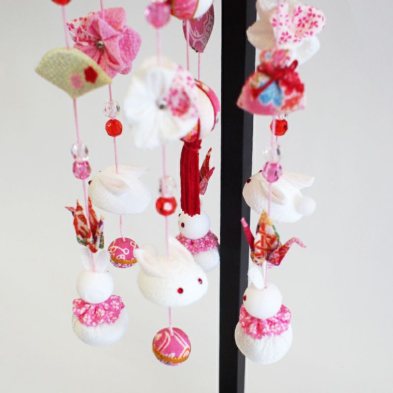 コンパクトなので玄関やリビングなどのちょっとしたスペースにぴったりです