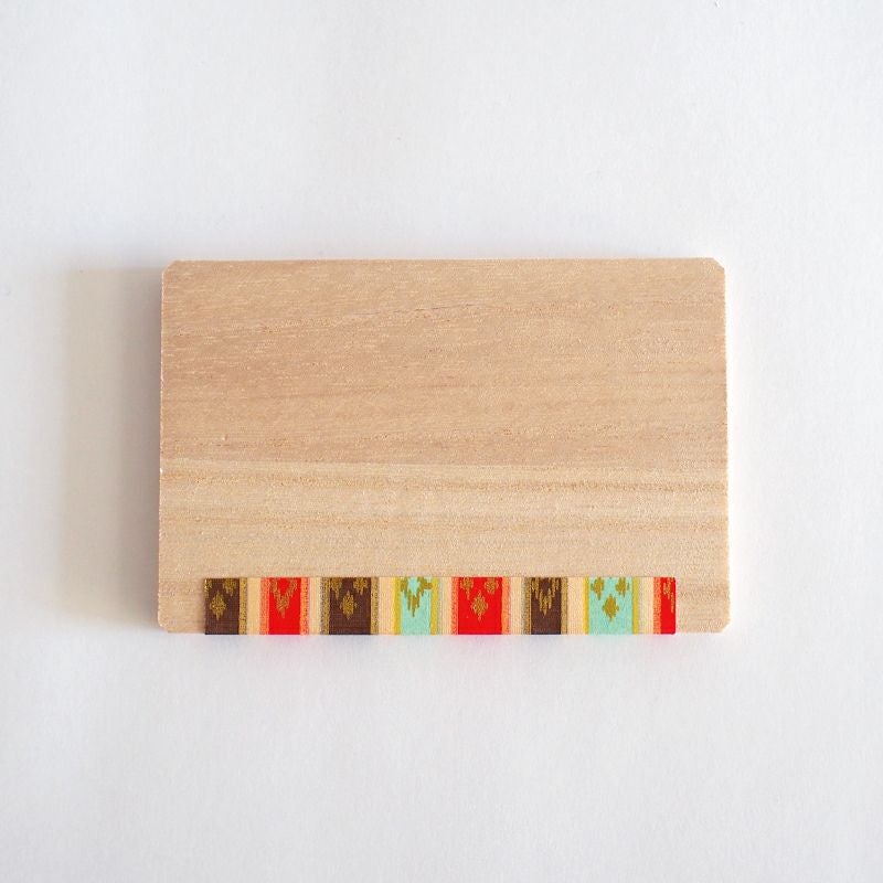 敷板がついています