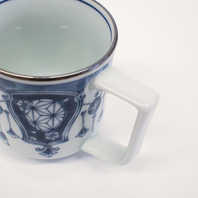 持ちやすい大きなハンドルです