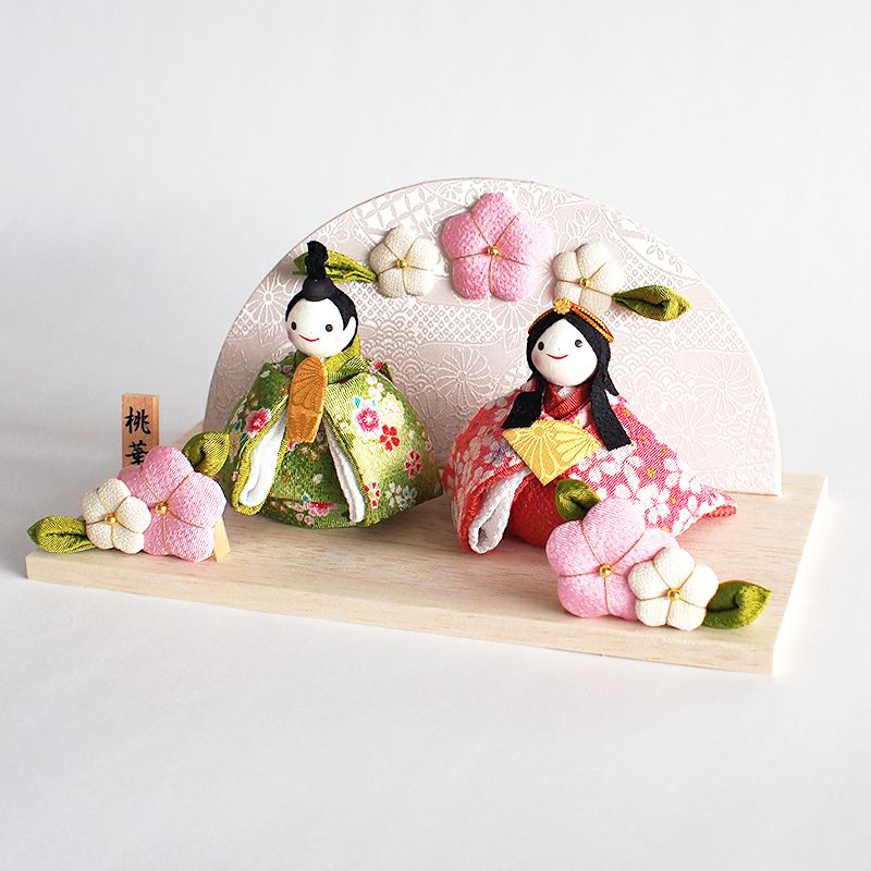 美濃和紙の里・岐阜県美濃市で作られた手造りのお雛様です