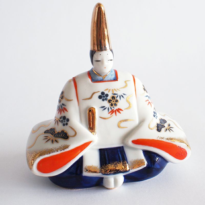 優しい表情のお内裏様です