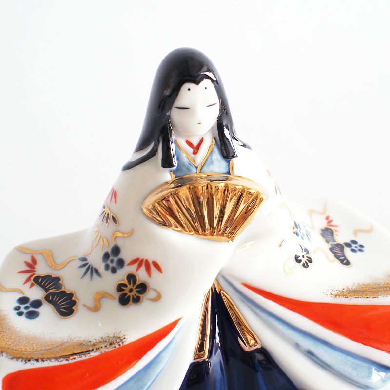 金色の扇が華やかです