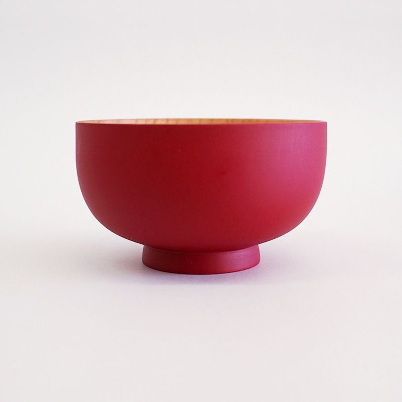 マットな表面はモダンな印象も感じられます