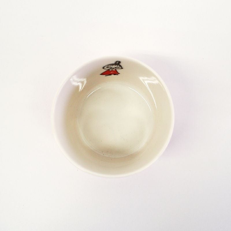 内側にミイが描かれています