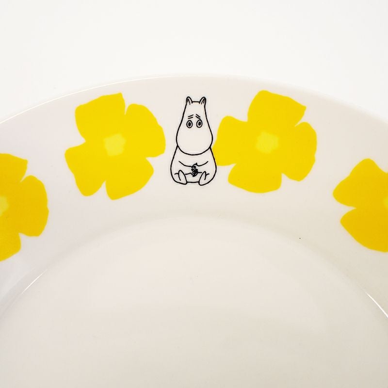 お花のデザインにムーミンがかわいいアクセントになっています