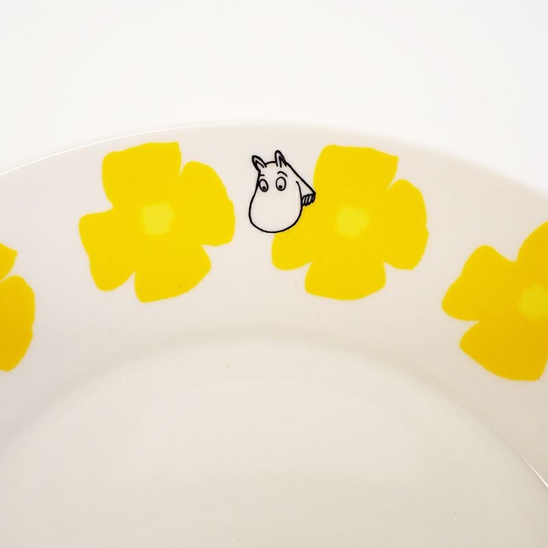 お花のデザインにムーミンがかわいいアクセントになっています