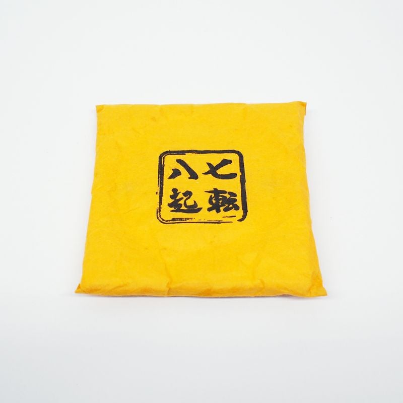 和紙製の座布団付きです