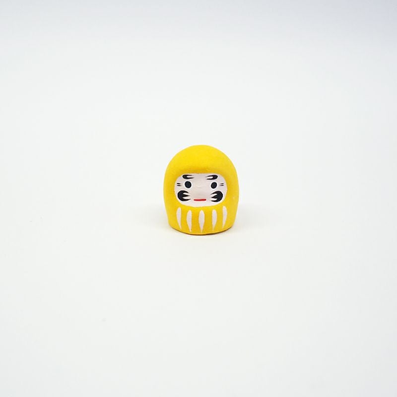 それぞれの色が調和することで魔除けになると言われています