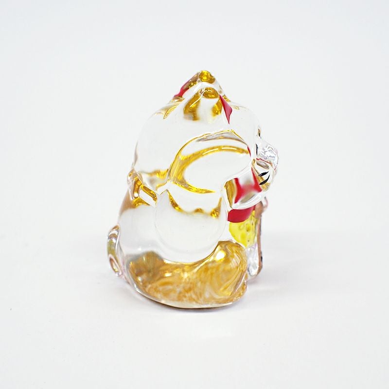 ぽてっとした可愛らしい表情です