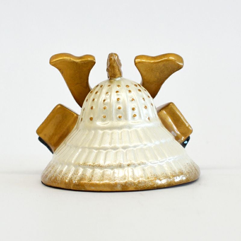 白磁金彩兜飾り｜和食器通販｜織部 Online Store【公式】