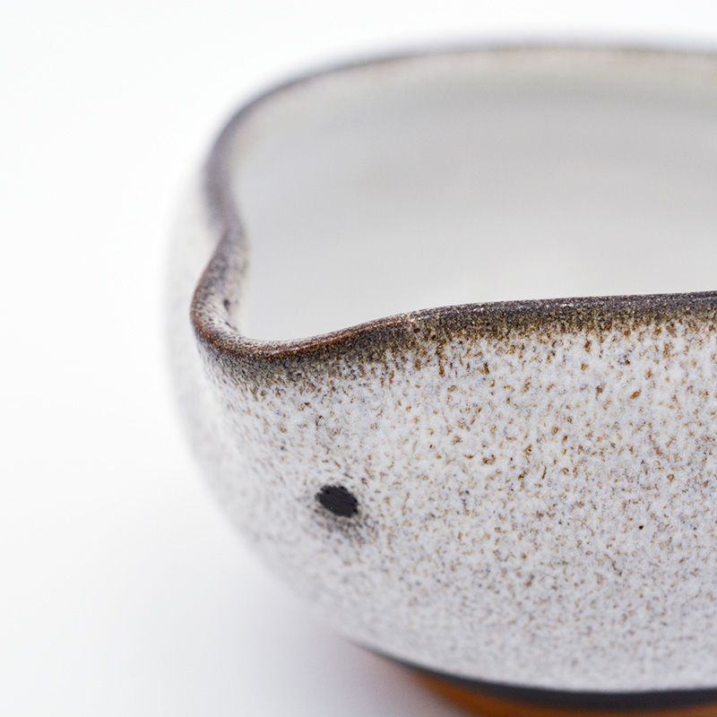 窯変による独特の趣をお楽しみください