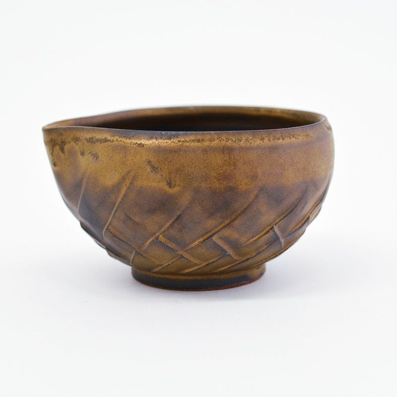 お抹茶を点てた後、注ぎ分けるのに便利な片口です