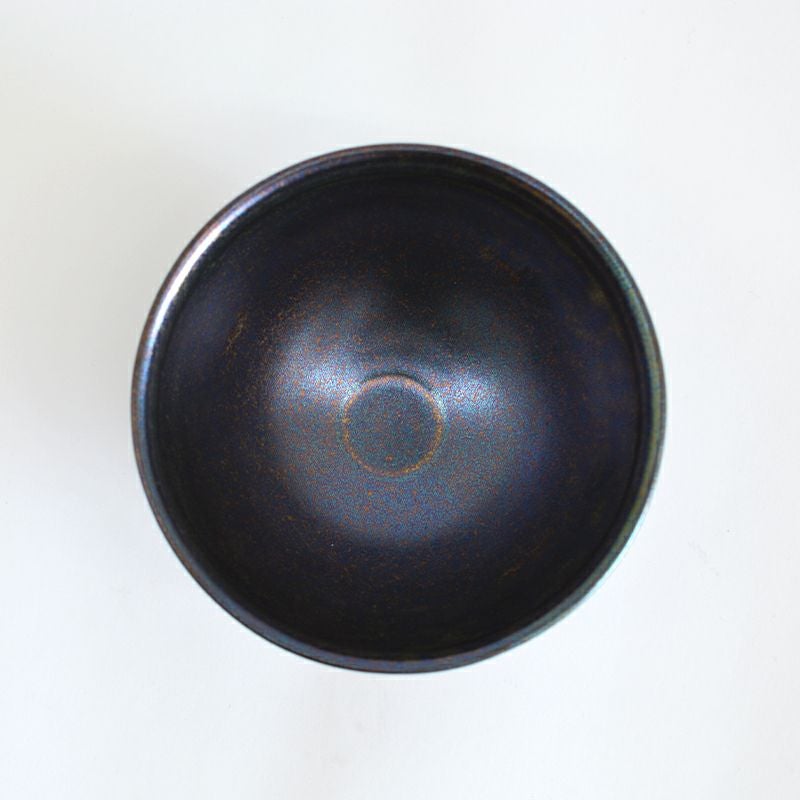 窯変による独特の趣をお楽しみいただけます。