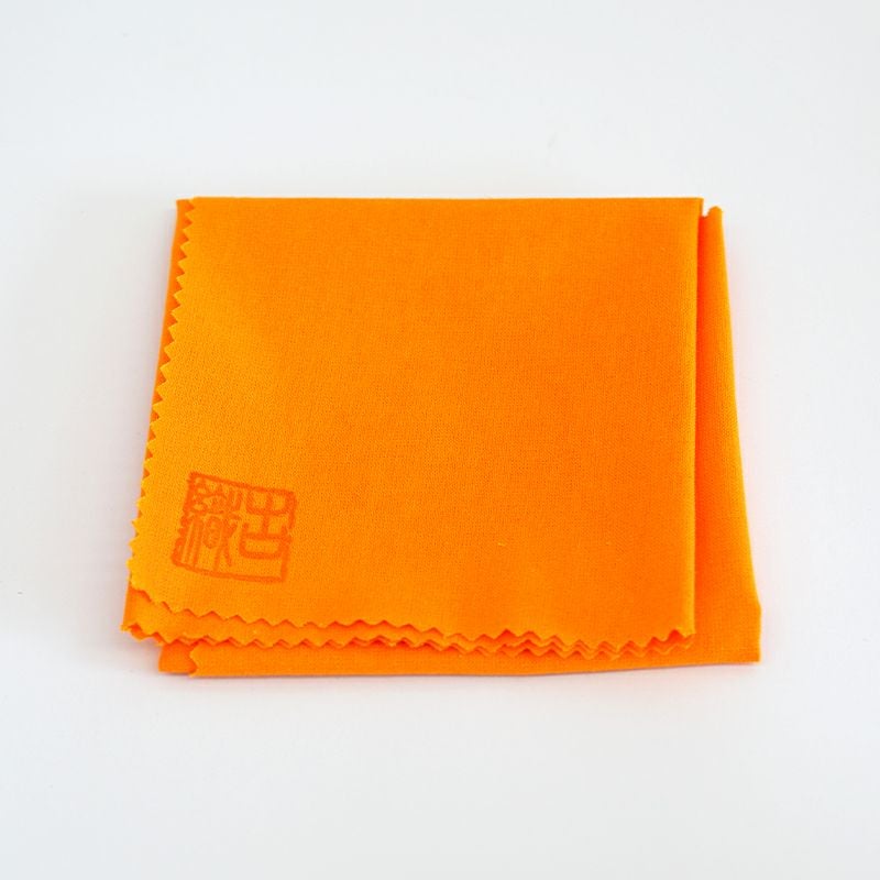 ウコン布がついています