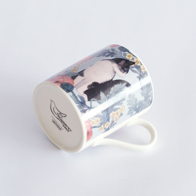 シンプルで飽きの来ない形状です