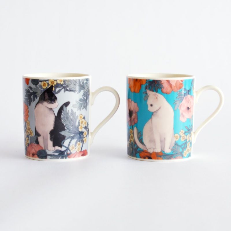 同シリーズの アンティークマグハチワレ猫です