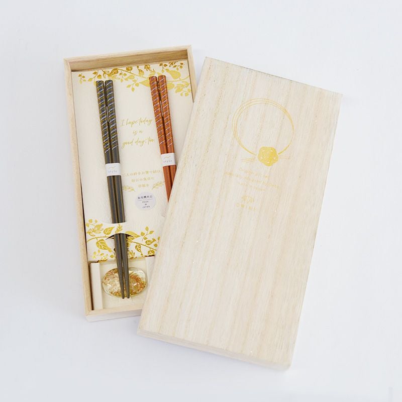 桐箱付きで結婚祝などの贈り物に最適です