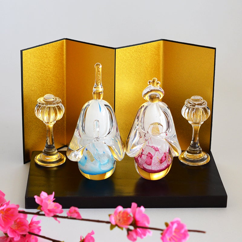 小ぶりなサイズ感なので、玄関やリビングなど少しのスペースにも気軽に飾ることができます