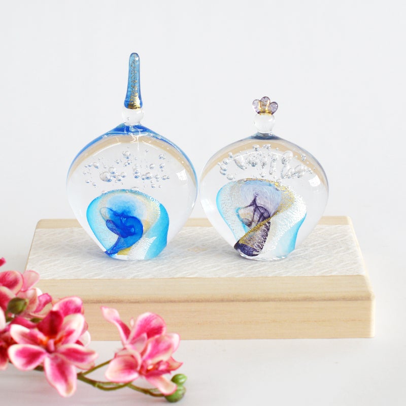 手造りガラスの雛人形です