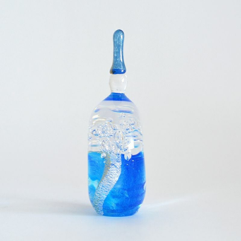 柔らかな歪みが、あたたかみを感じさせます