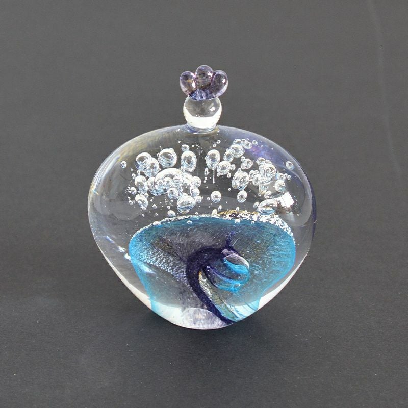 色味も落ち着いた、品のあるお雛様です