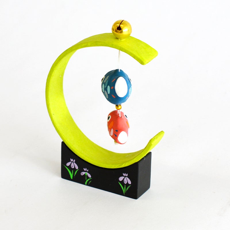 弧を描く円の造形は「薫風（くんぷう）」をイメージ