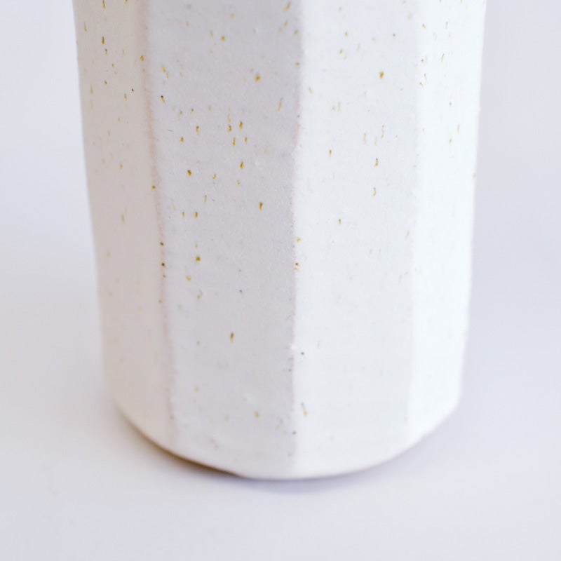 御影白 面取花入｜和食器通販｜織部 Online Store【公式】