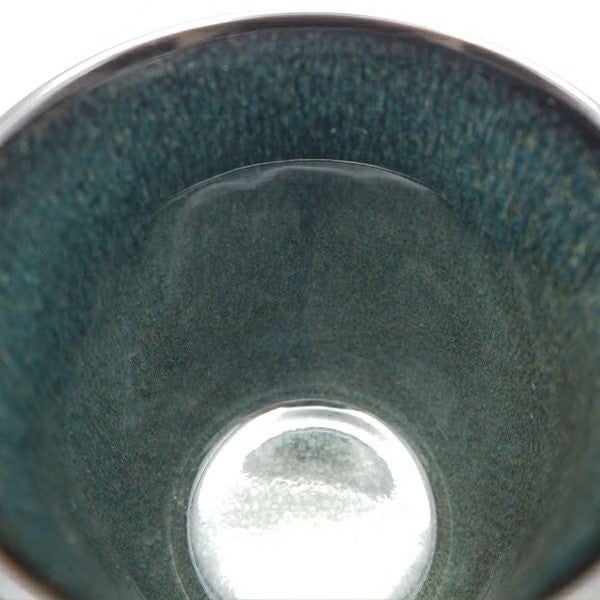 こちらはグリーンの内側です。綺麗な窯変がみられます