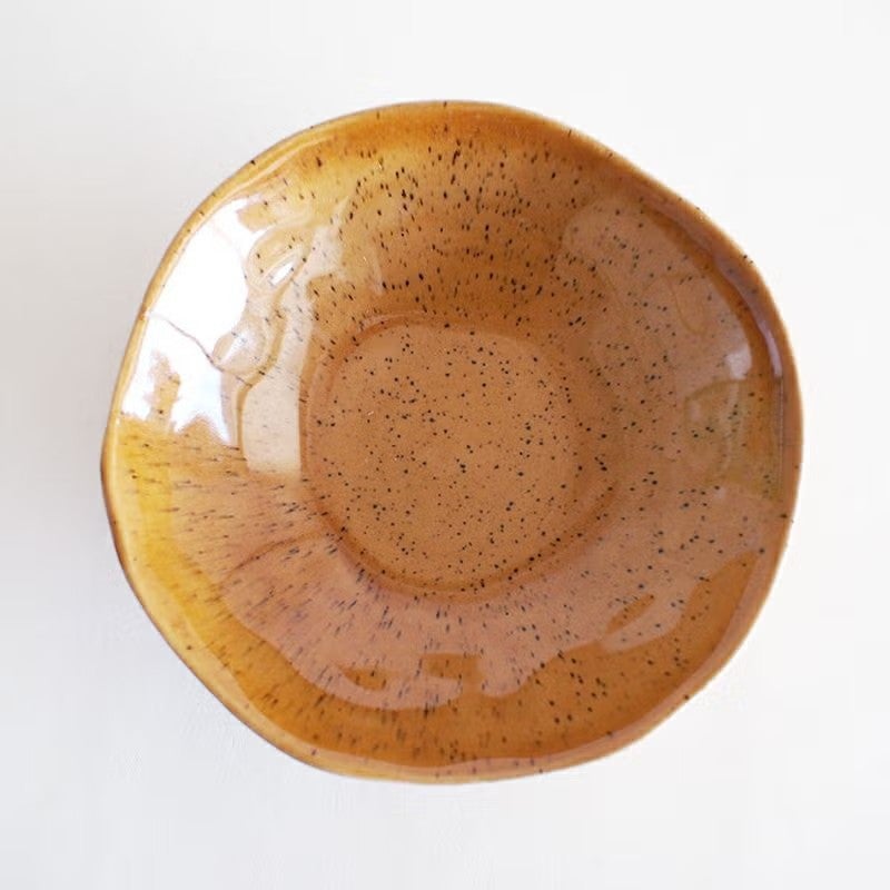 微妙なゆがみが特徴です