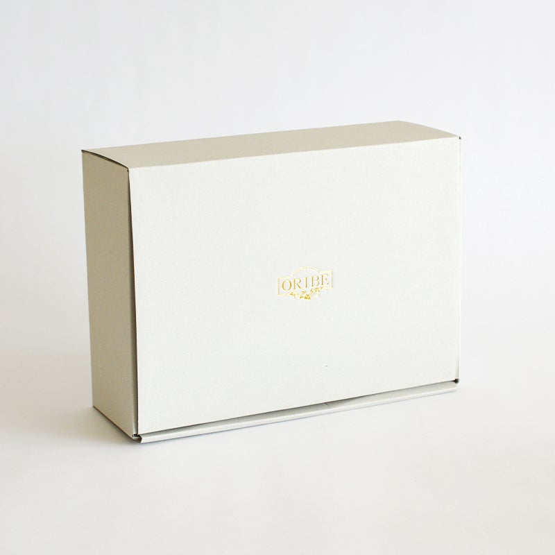 こちらの箱に入っています