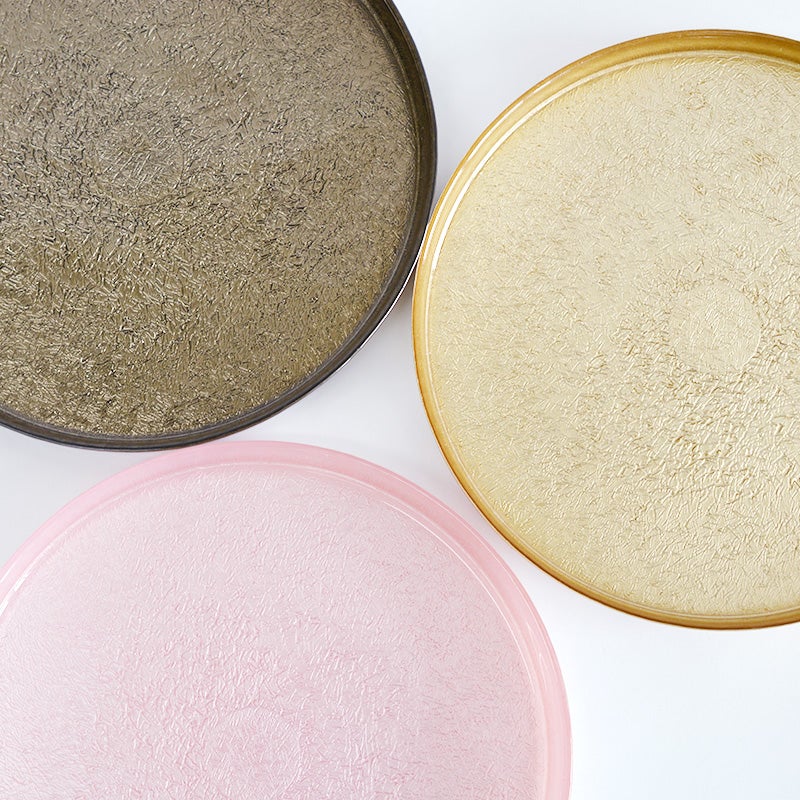 ゴールド、シャンパンゴールド、ピンクの３色がございます