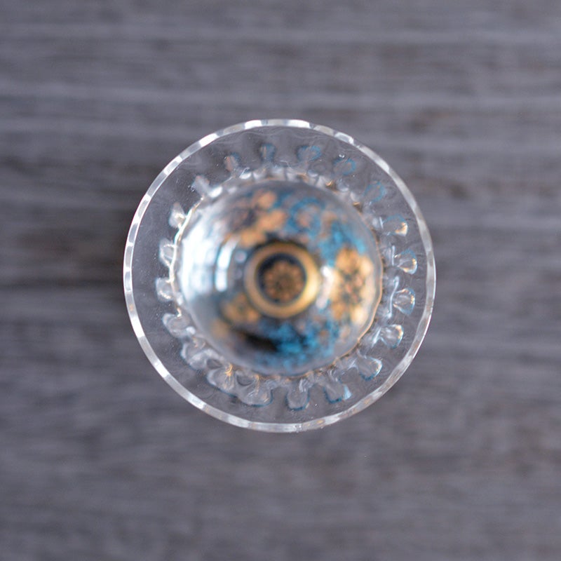 一つひとつ丁寧に息を吹き込んで作られる「江戸硝子」