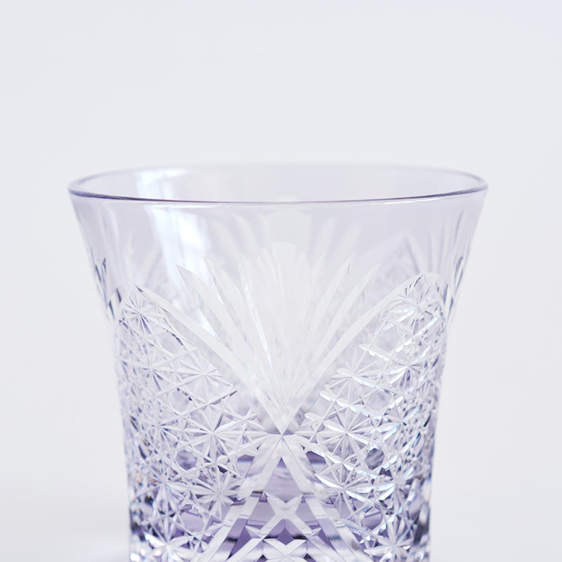 なめらかな口当たりの飲み口です