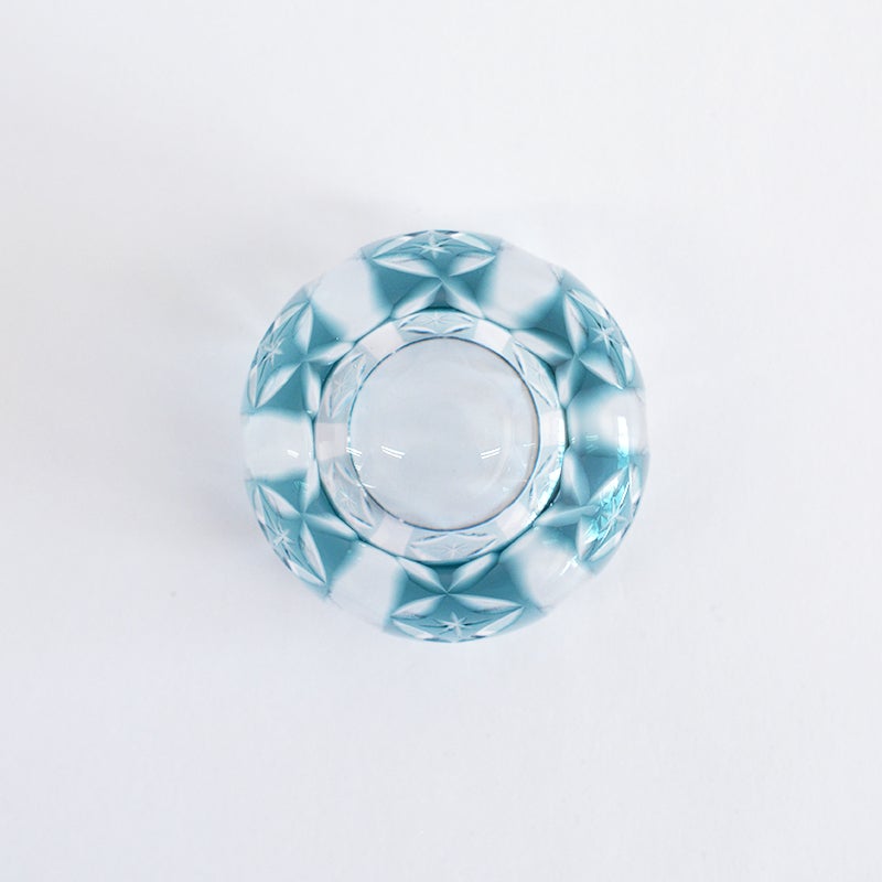 宝石のようなカッティング