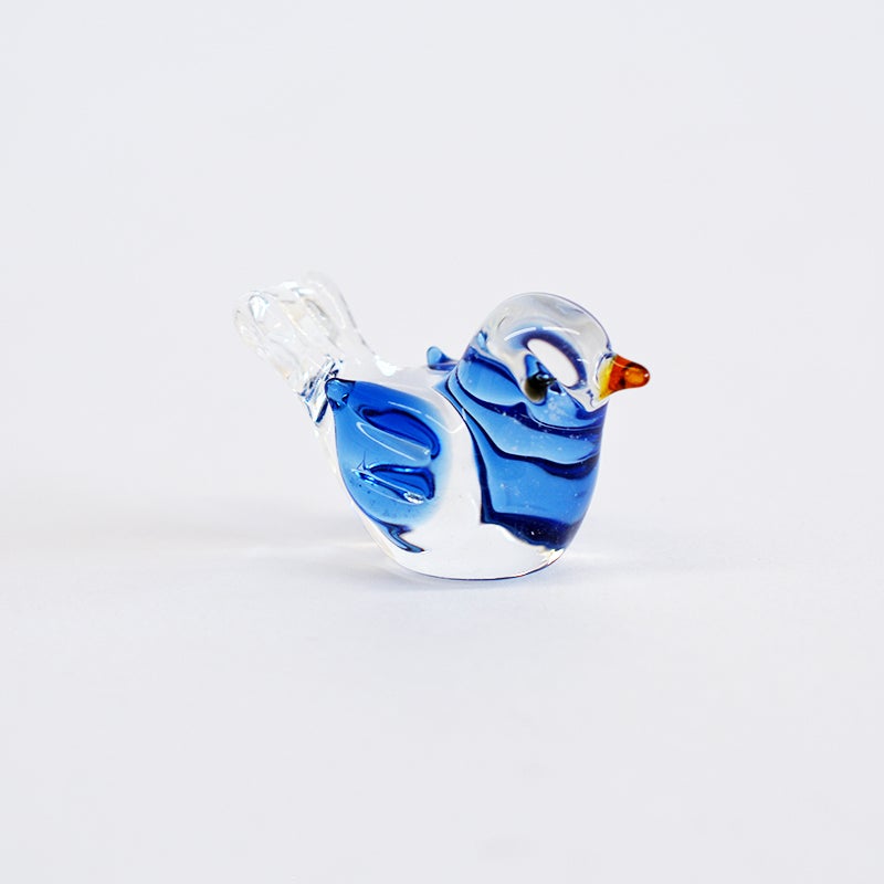 ぷっくりとした丸みのある形状