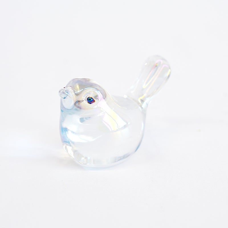 光で表情を変えるガラスの透明感