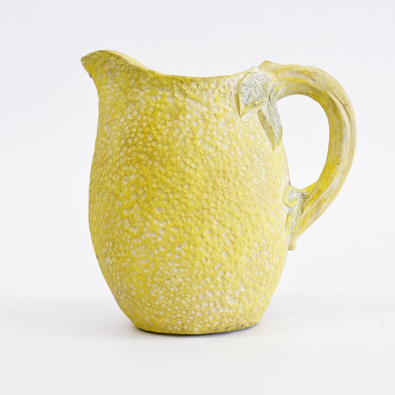 置くだけでお部屋の雰囲気を明るくし、元気をくれる「ビタミンカラー」としての効果があります